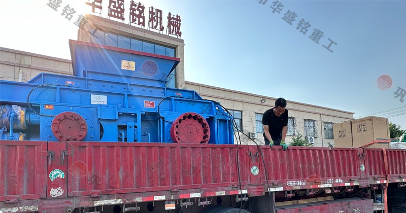 華盛銘廠家的對輥制砂機怎么樣？市場價一臺多少錢？