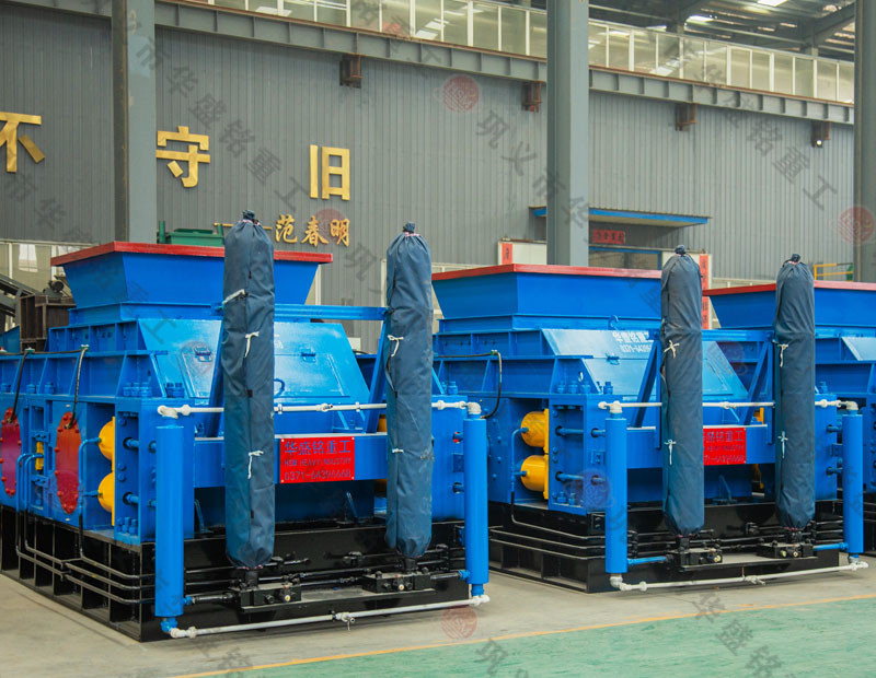 磚廠(chǎng)用對(duì)輥破碎機(jī)